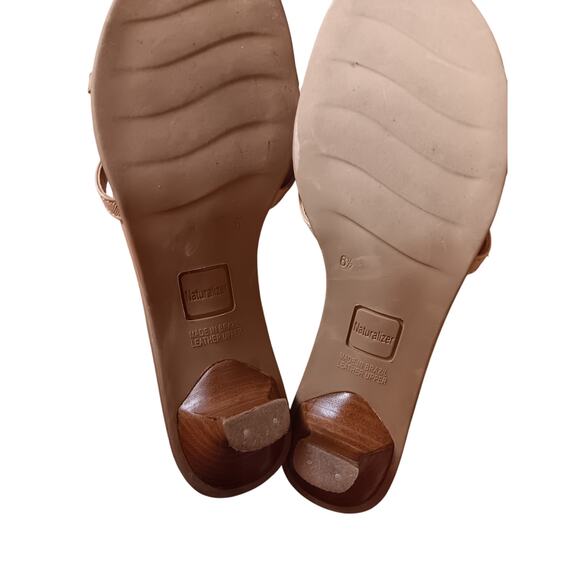 Naturalizer  Kitten heels open toe mules size 6.5 tan - Picture 5 of 5